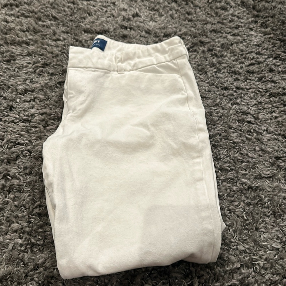 Old navy white ankle jeans